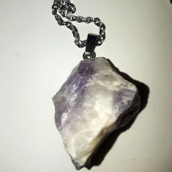 Raw Lepidolite crystal pendant necklace - Picture 7 of 9